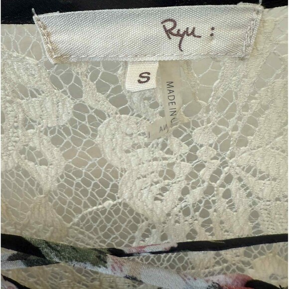 RYU Vintage Y2K Women's Sheer Lace Trim Fairy Grunge Coquette Shirt Top sz. S - Picture 3 of 8